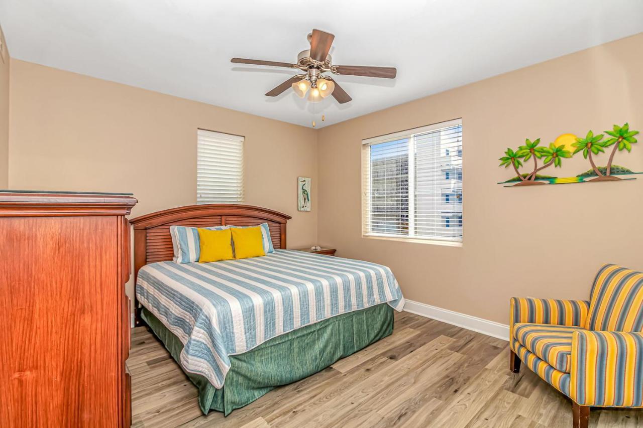 Ocean Breeze Luxury Villas 3D, Nicely Updated! Across From The Ocean! Sleeps 18 ! Myrtle Beach Exterior photo