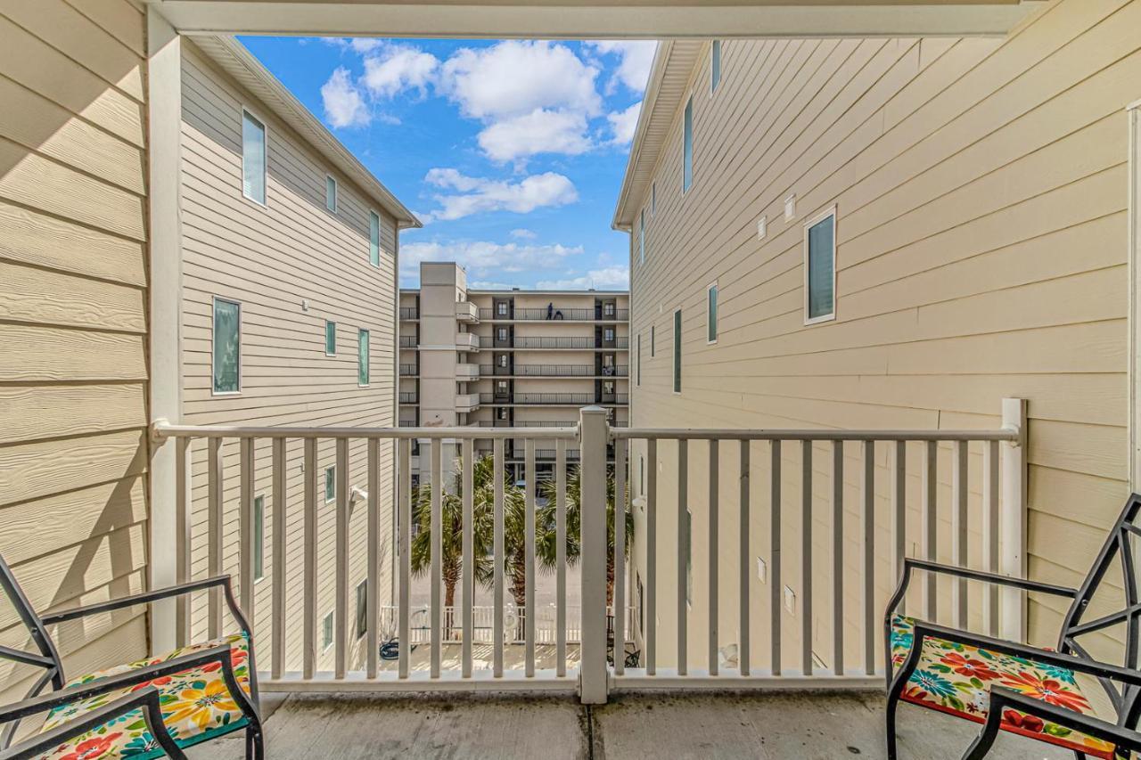 Ocean Breeze Luxury Villas 3D, Nicely Updated! Across From The Ocean! Sleeps 18 ! Myrtle Beach Exterior photo